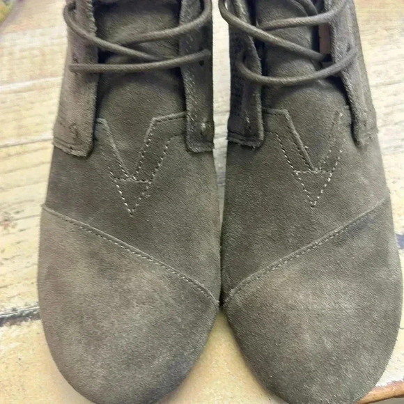 TOMS Women’s wedge ankle bootie size 8.5 - Picture 6 of 10